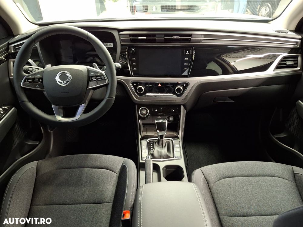 KG Mobility Korrando - 6