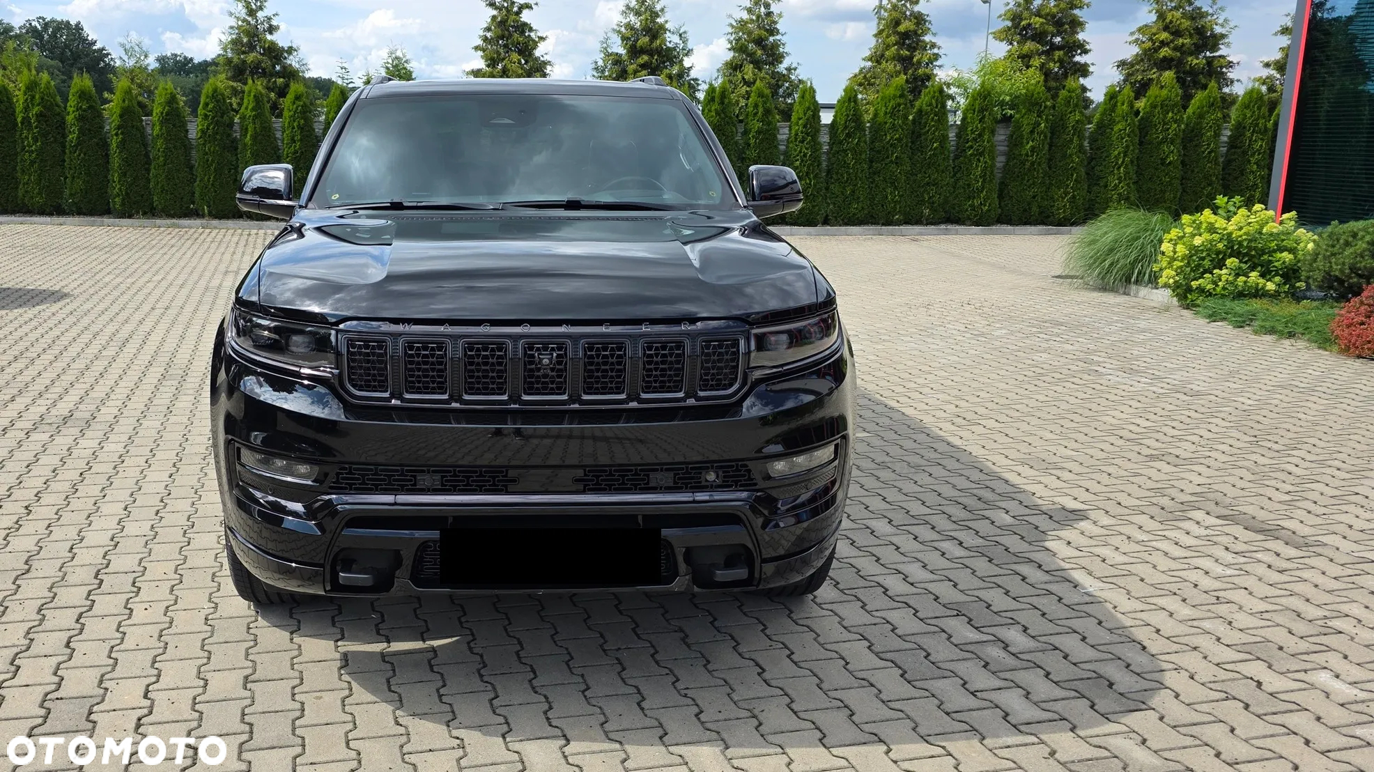 Jeep Wagoneer