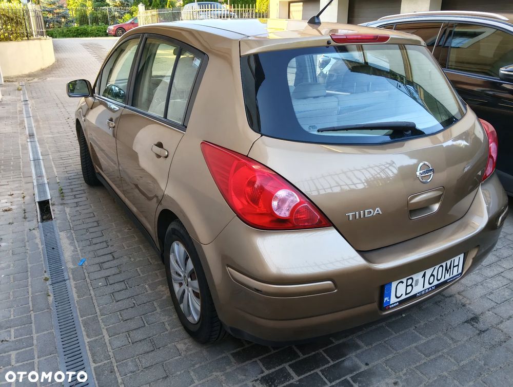 Nissan Tiida 2008 photo 4