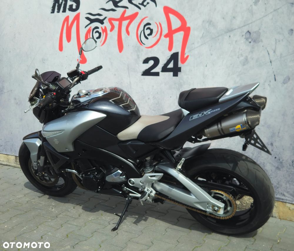 Suzuki GSX - 7