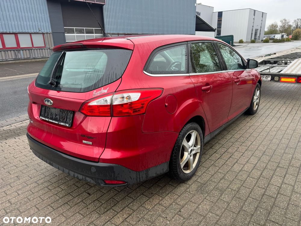 Ford Focus 1.6 TDCi DPF Titanium - 6