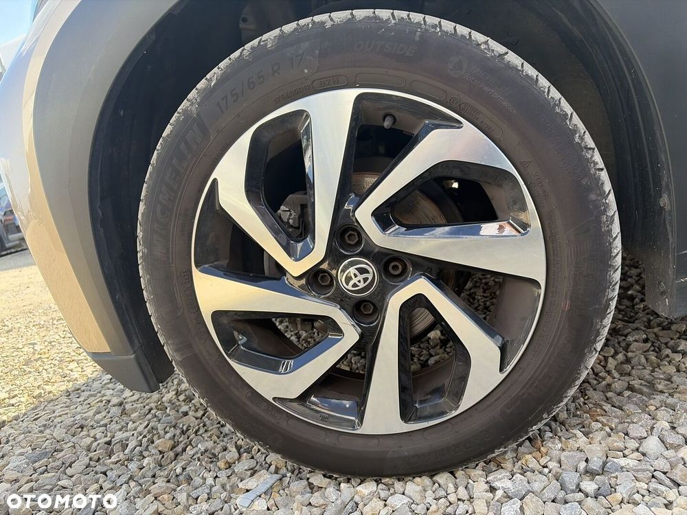 Toyota Aygo X 1.0 VVT-i Style CVT - 17