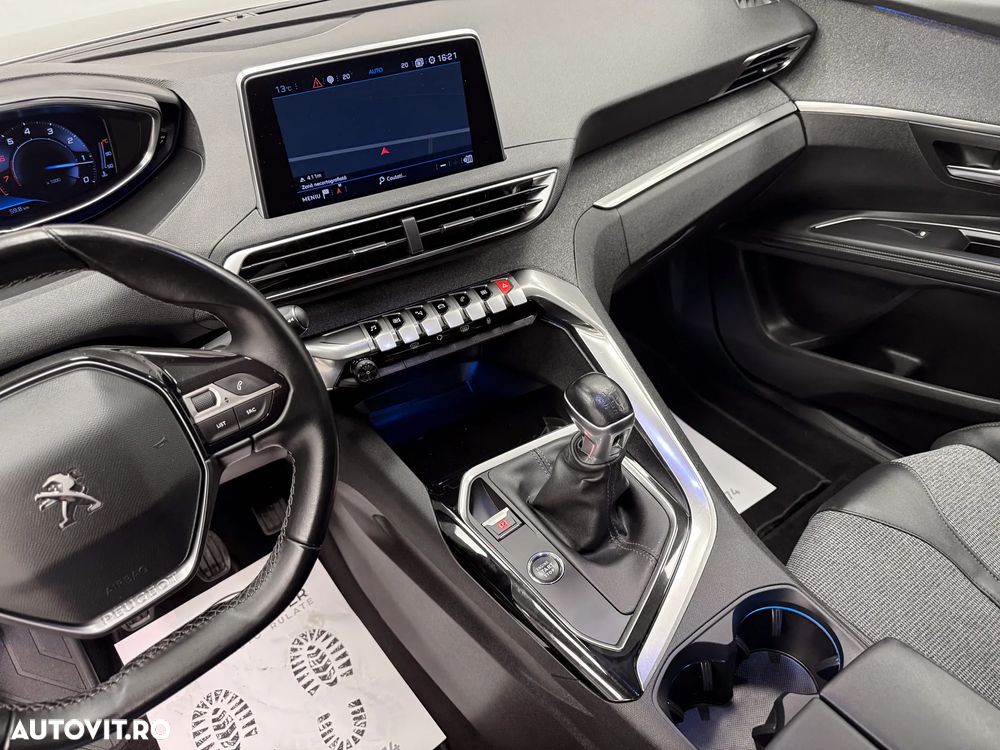 Peugeot 5008 1.2 Puretech Turbo s&s Allure - 27