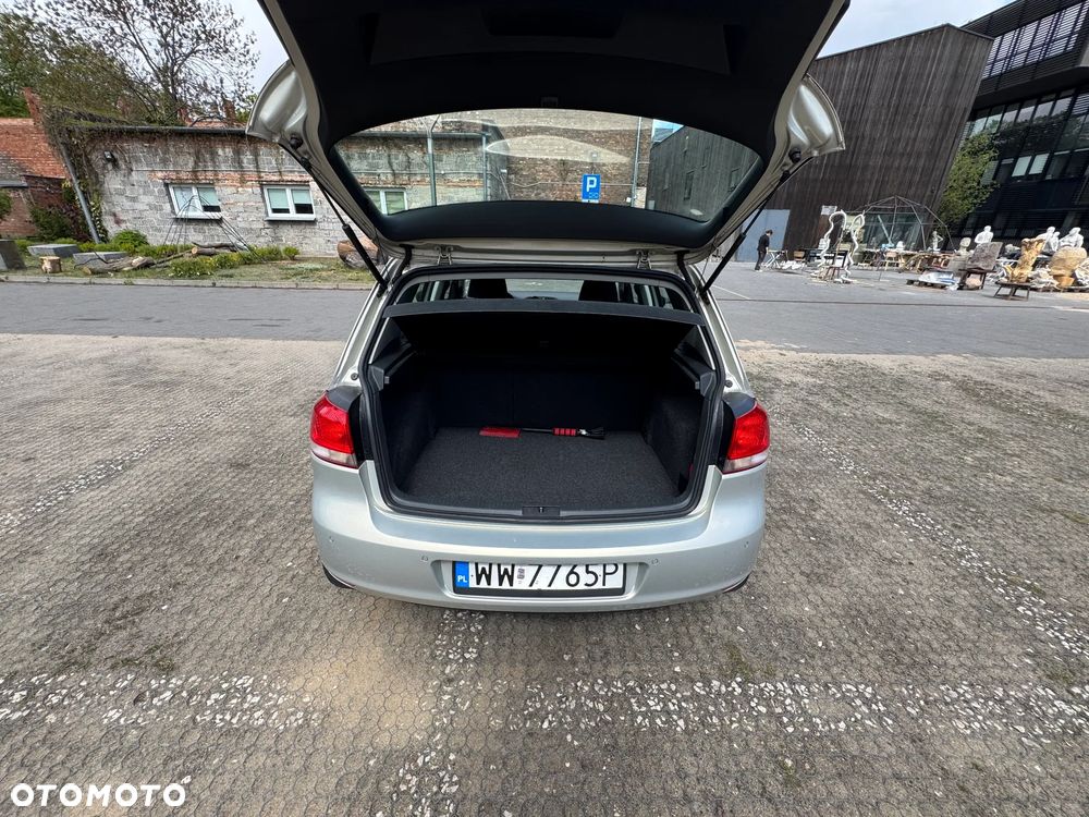 Volkswagen Golf 1.6 TDI Trendline - 21