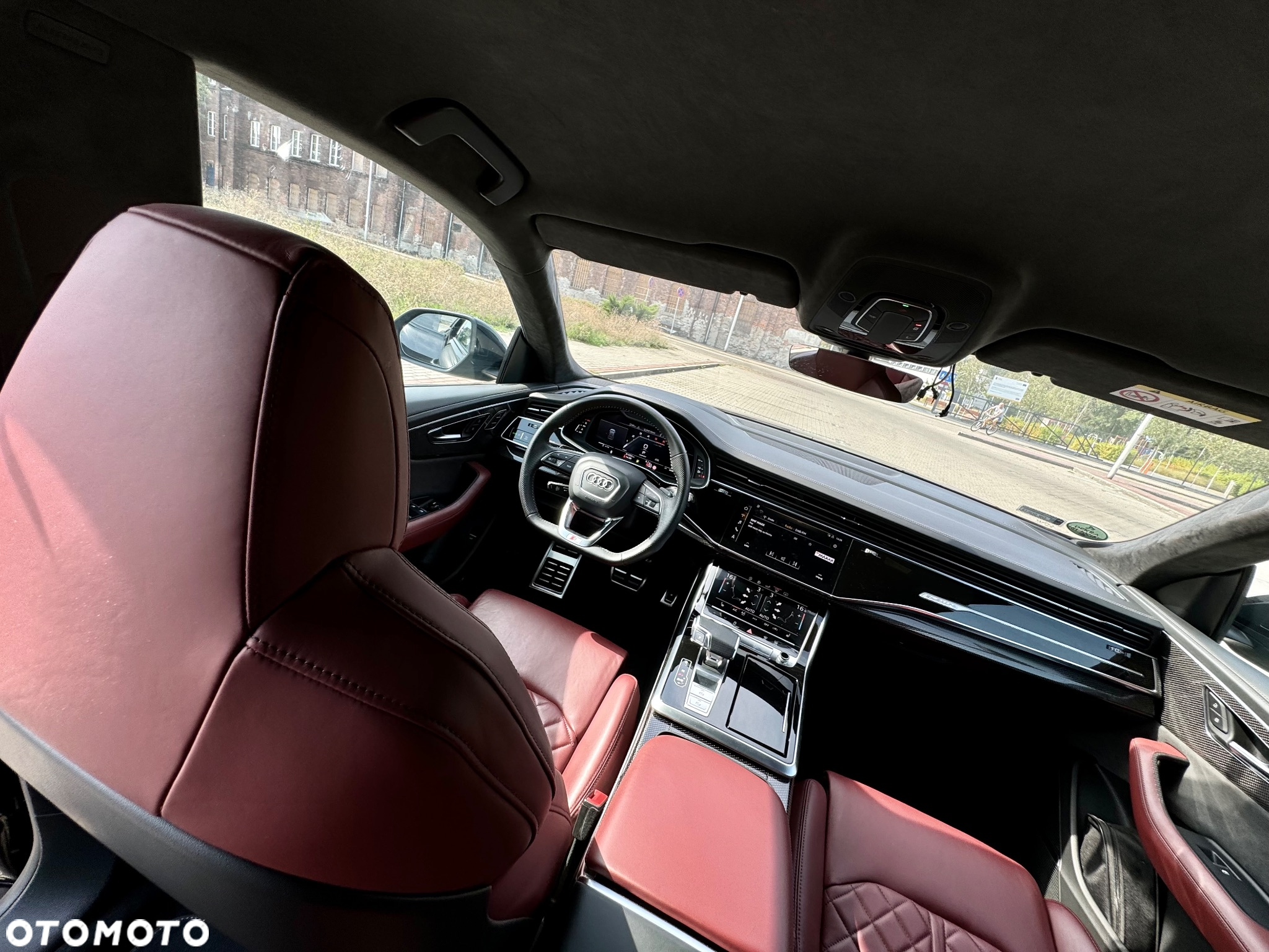 Audi SQ8 - 25