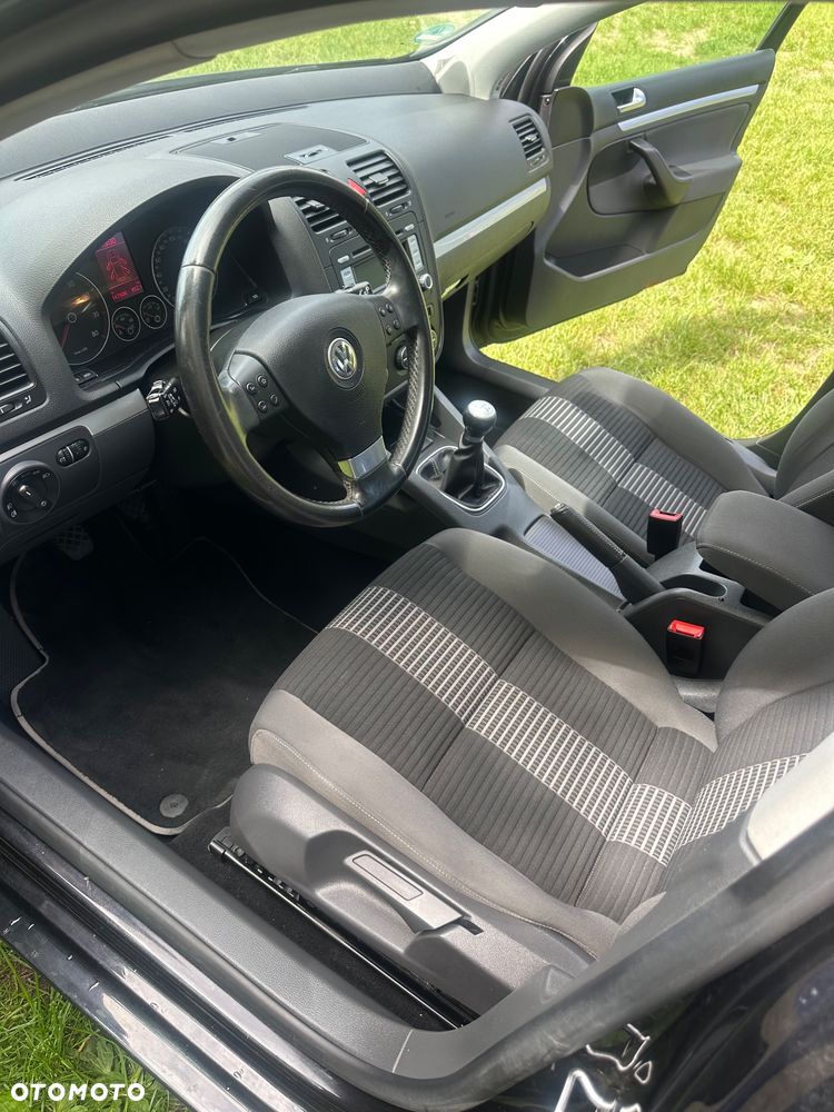 Volkswagen Golf 1.6 United - 26