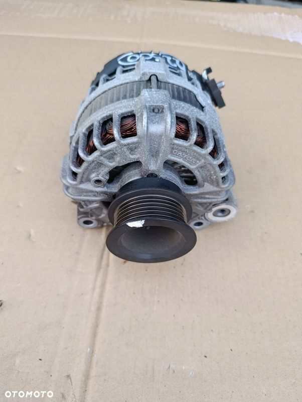 VOLVO V60 2.0 D ALTERNATOR 14V 215A 30659580 - 2