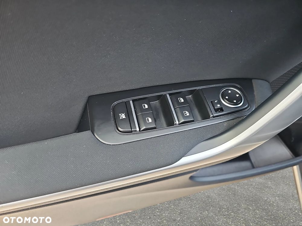 Kia XCeed 1.5 T-GDI M - 12