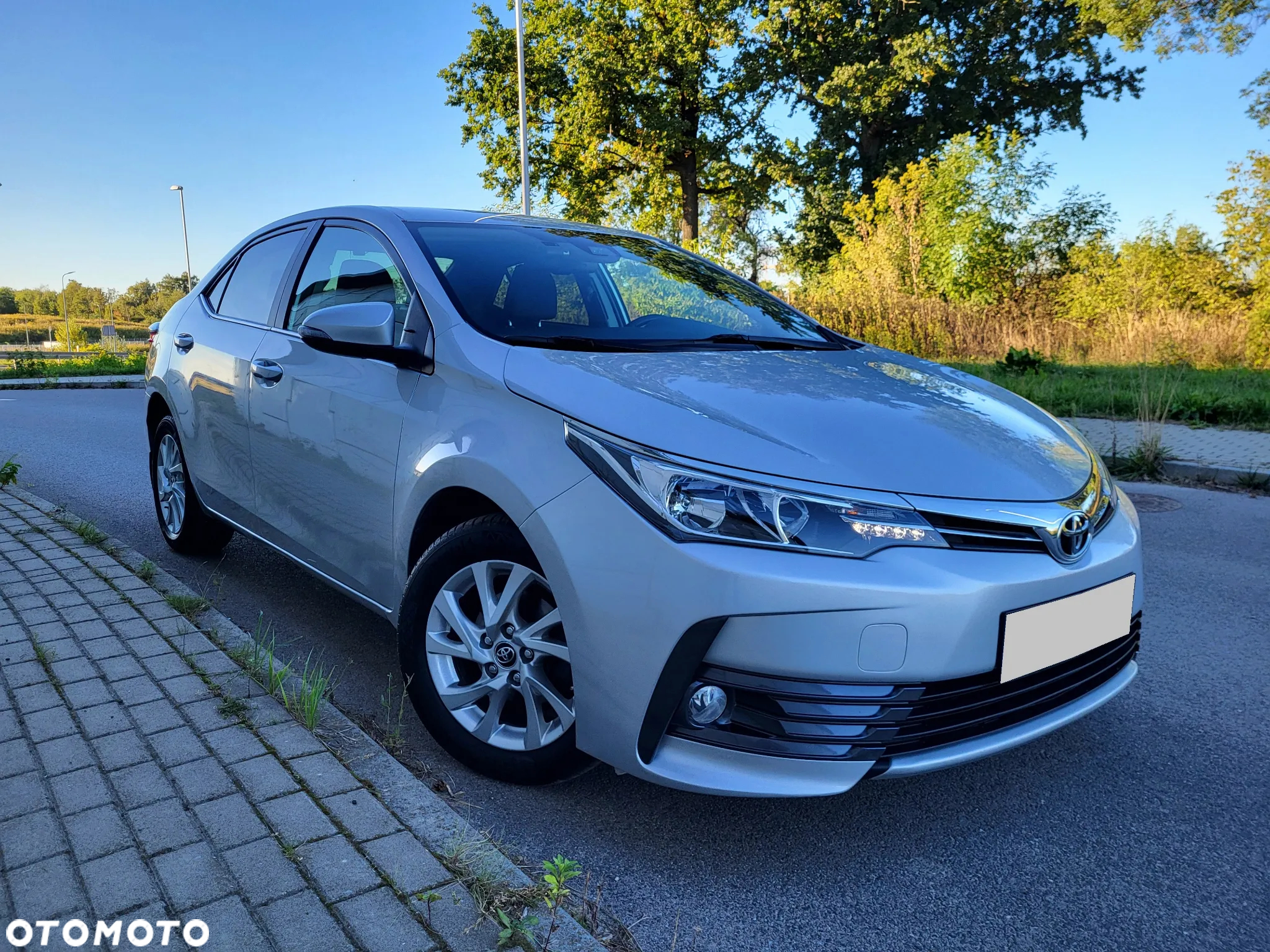 Toyota Corolla - 3