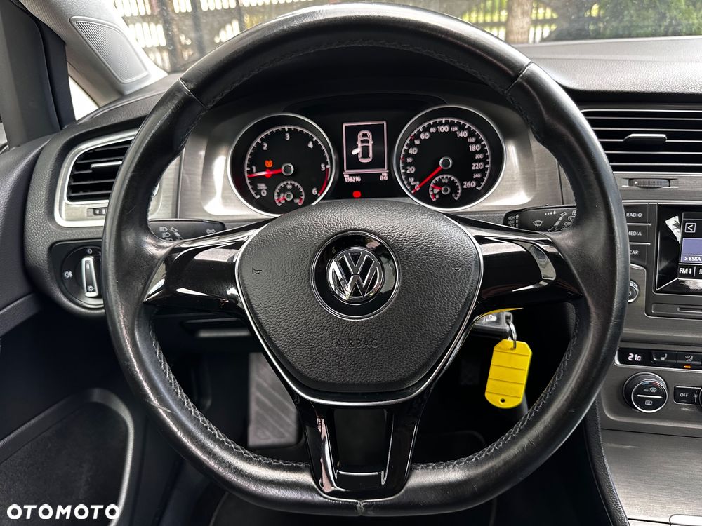 Volkswagen Golf 1.6 TDI BlueMotion Technology Comfortline - 35