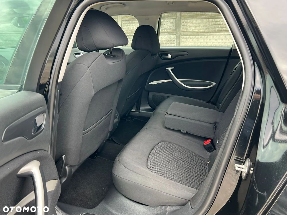 Citroën C5 2.0 HDi Dynamique Equilibre Navi - 27