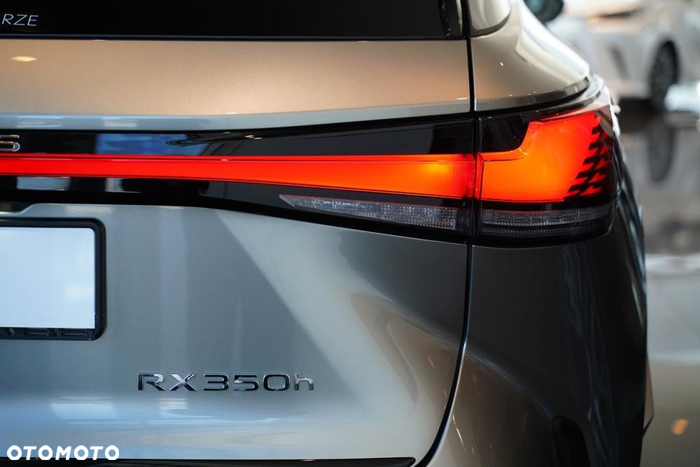 Lexus RX 350h Prestige - 31