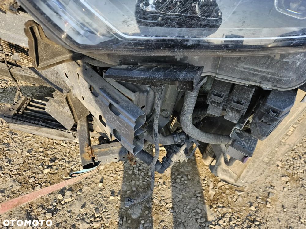 Nissan Qashqai 1.5 dCi DCT TEKNA - 15