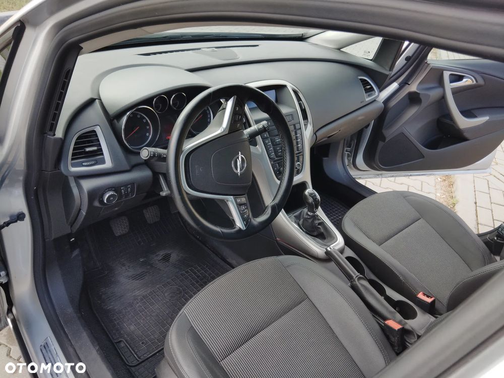 Opel Astra 1.4 Sports Tourer - 22