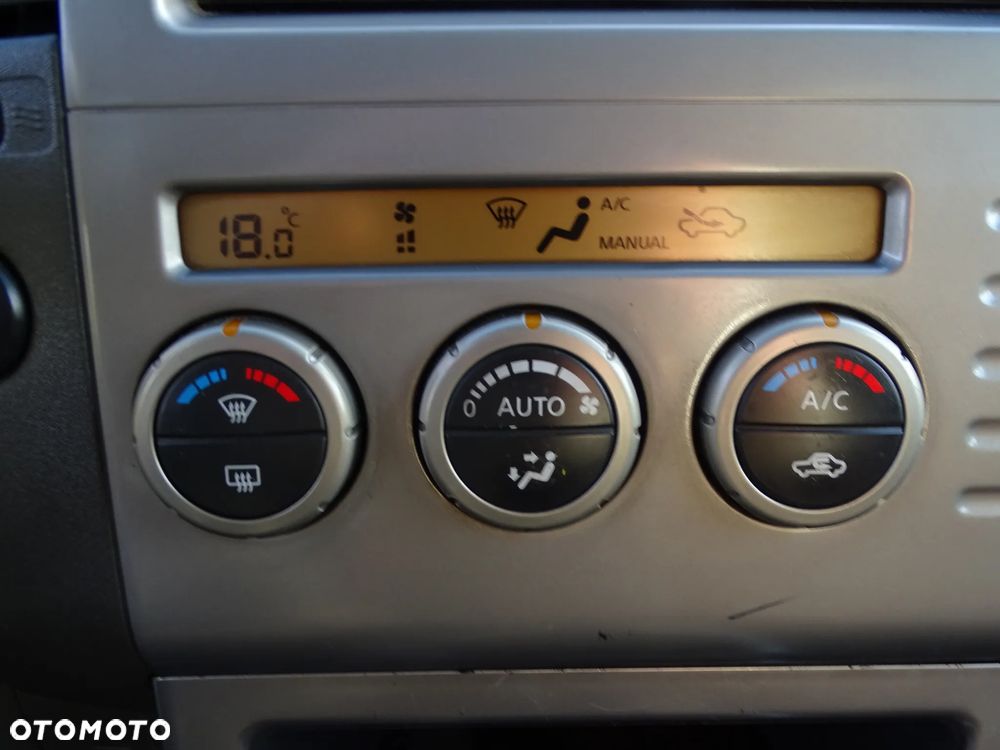 Nissan Pathfinder 2.5 DCi Elegance + - 9