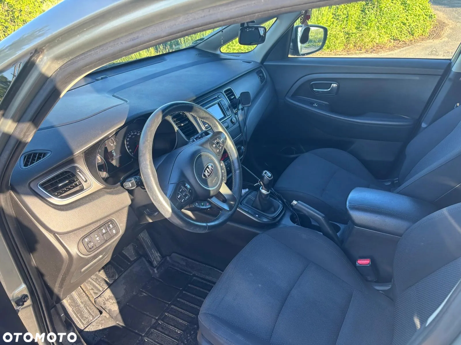 Kia Carens 1.7 CRDi XL - 6