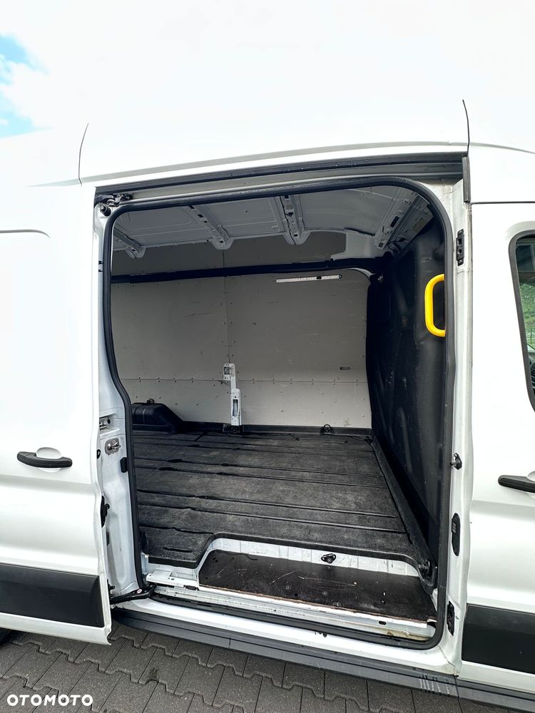 Ford Transit - 9