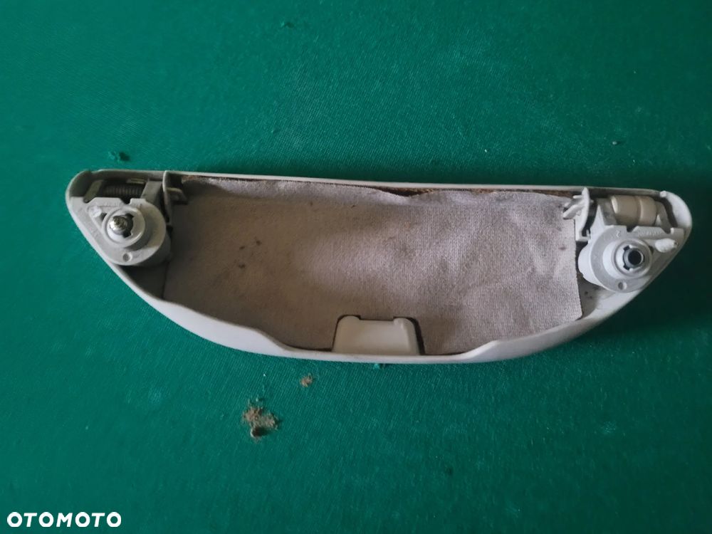 VW PASSAT B5 FL SCHOWEK NA OKULARY - 2