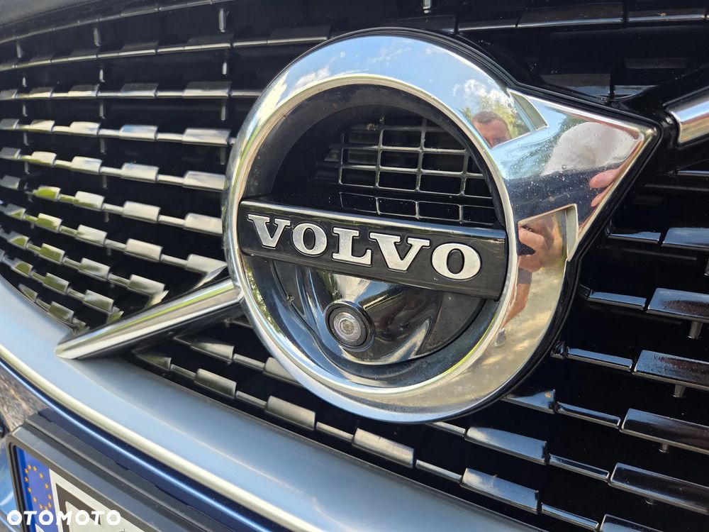 Volvo XC 90 D5 AWD Geartronic RDesign - 13