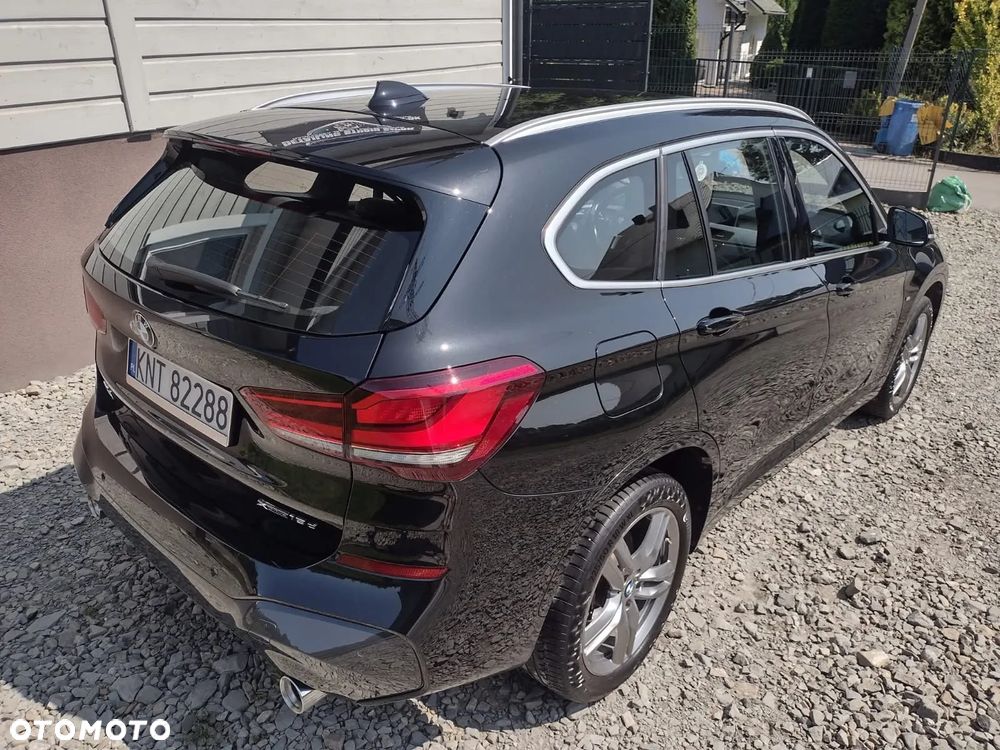 BMW iX1 - 6