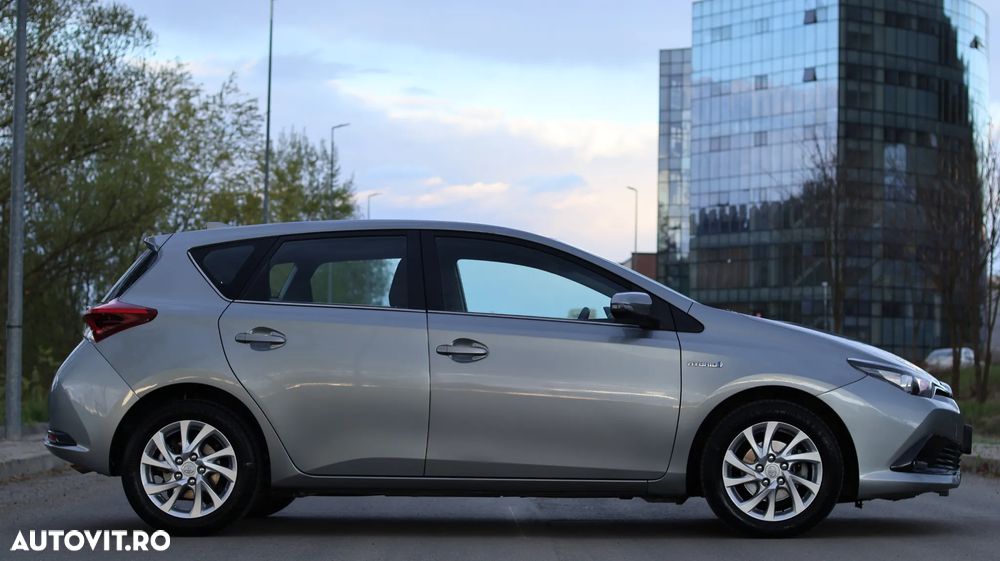 Toyota Auris - 32