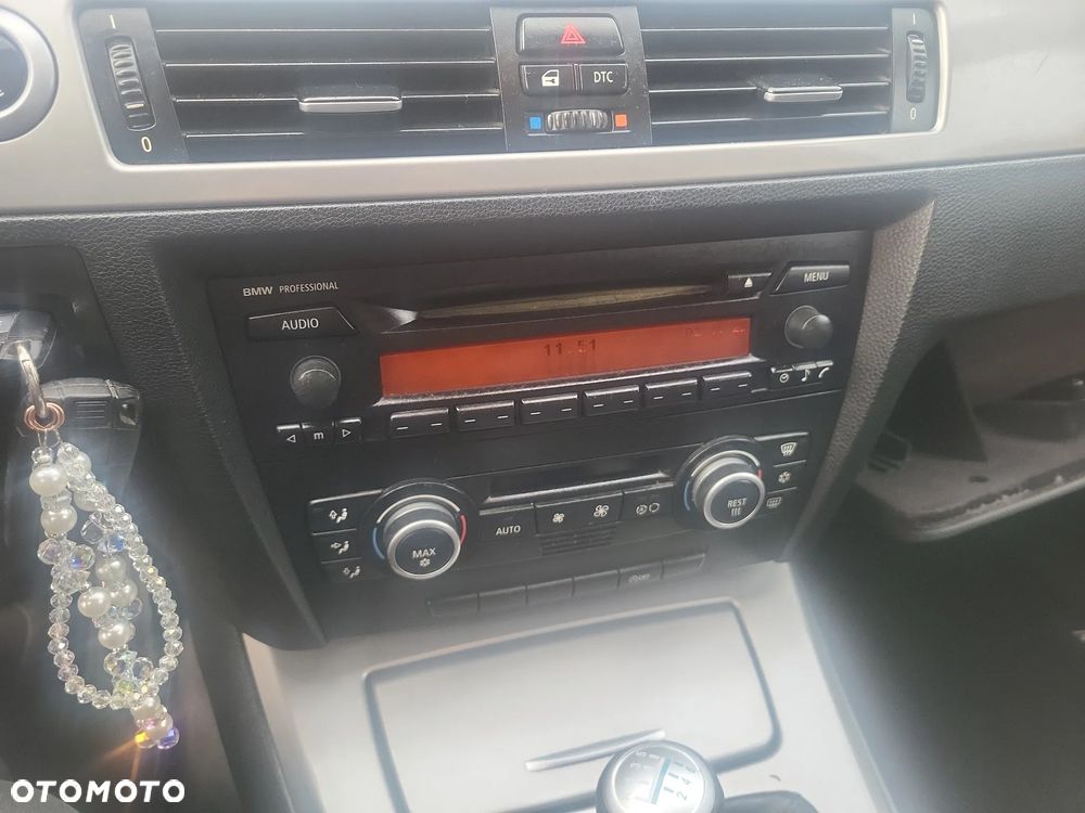 BMW Seria 3 - 36
