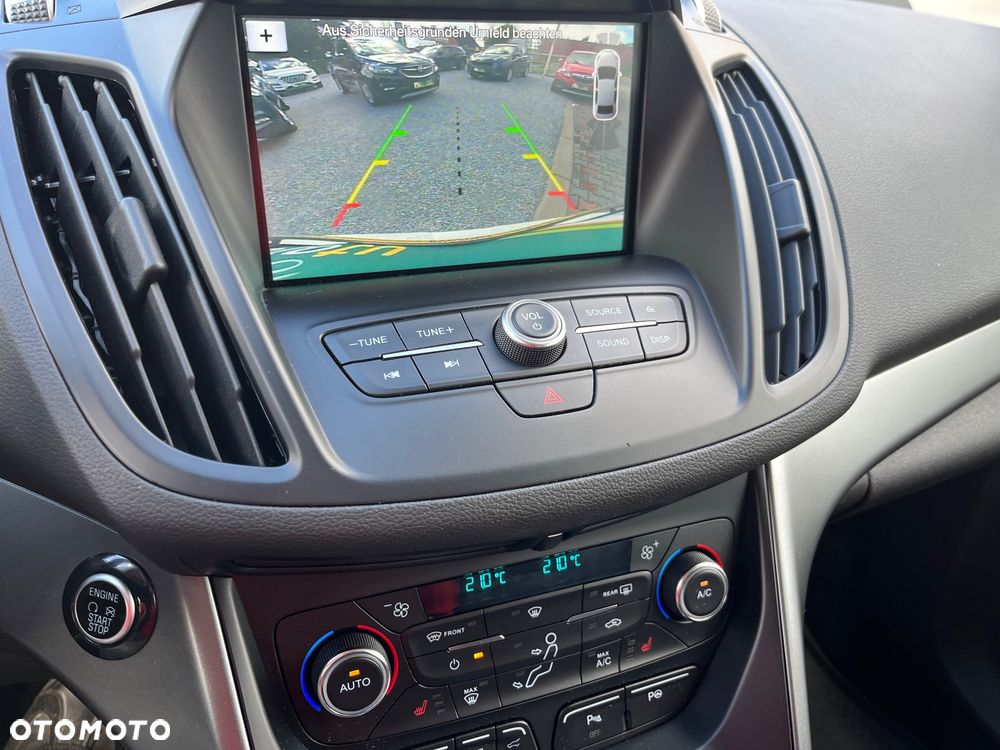 Ford Kuga 2.0 TDCi 2x4 Titanium - 17