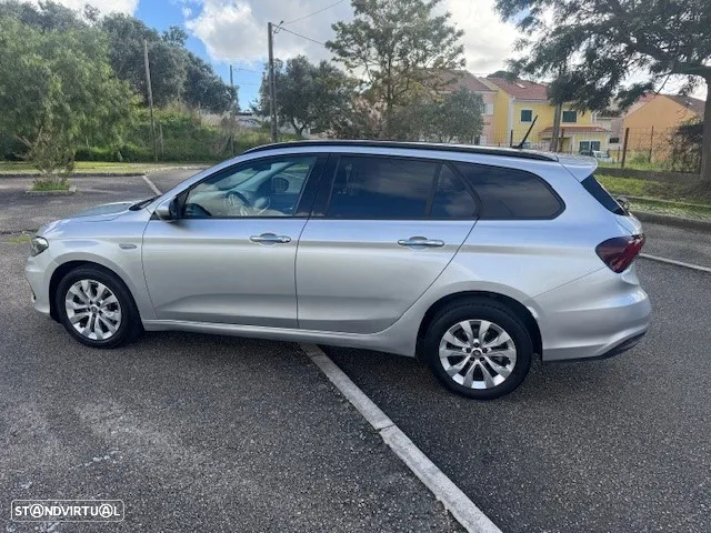 Fiat Tipo Station Wagon 1.3 M-Jet Easy - 7