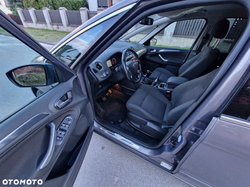 Ford S-Max 2.0 T Titanium - 15