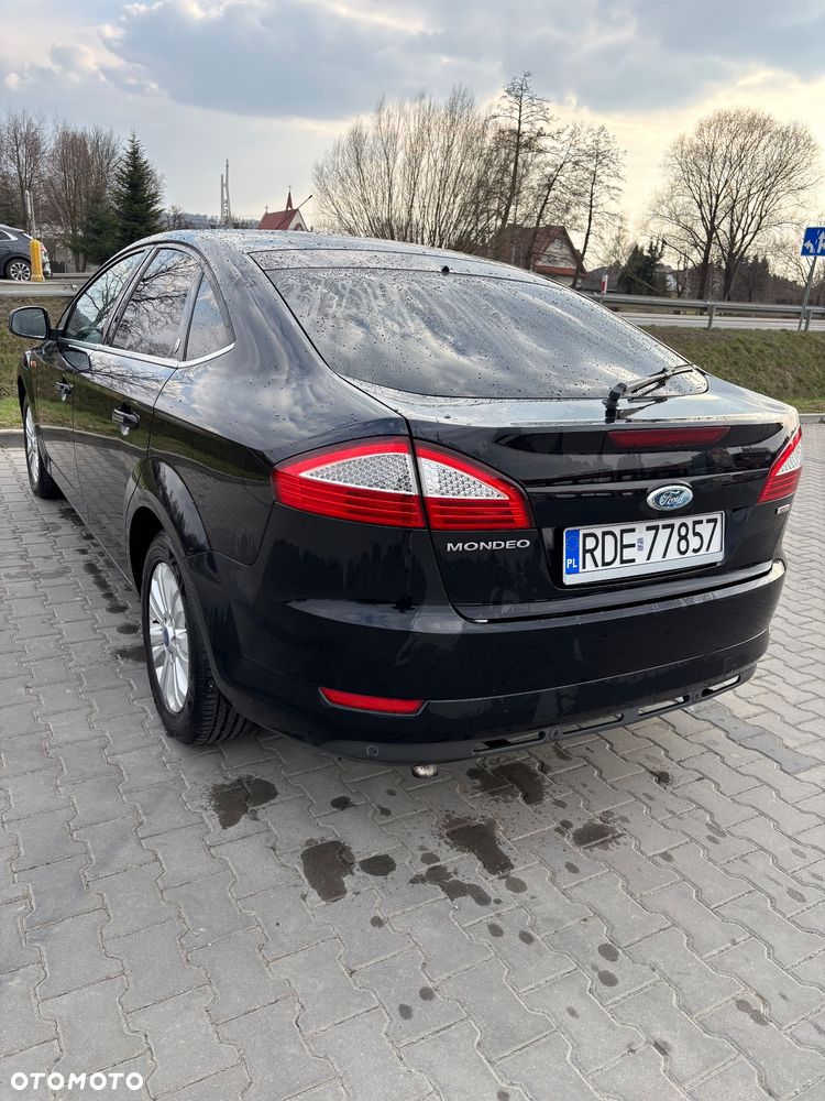 Ford Mondeo 2.0 TDCi Ghia - 13
