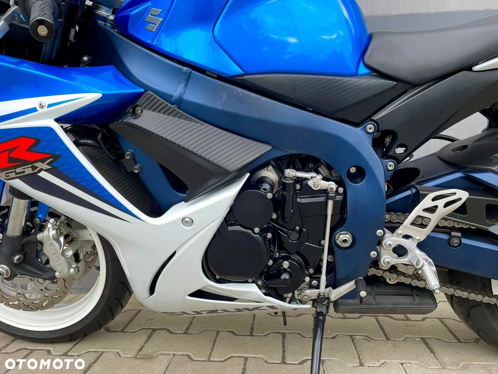 Suzuki GSX-R - 19