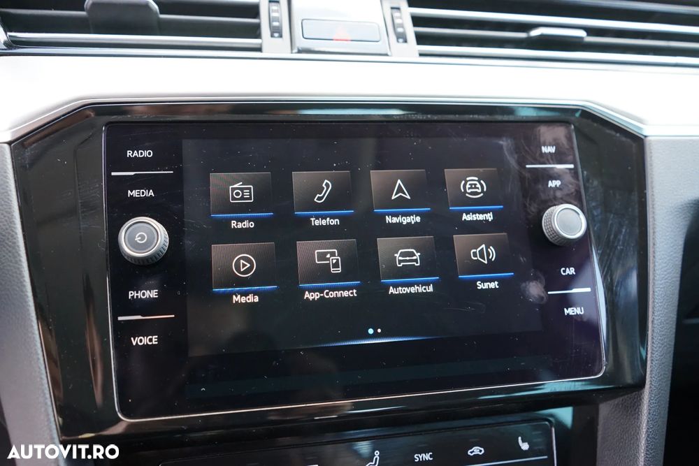 Volkswagen Passat 2.0 TDI DSG Highline - 15