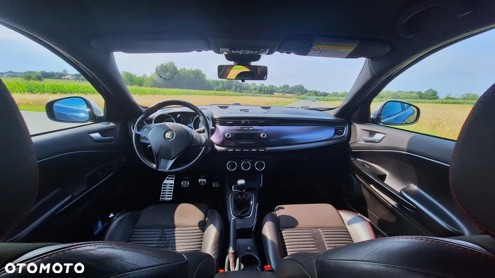 Alfa Romeo Giulietta 1750 TBi Quadrifoglio Verde - 5