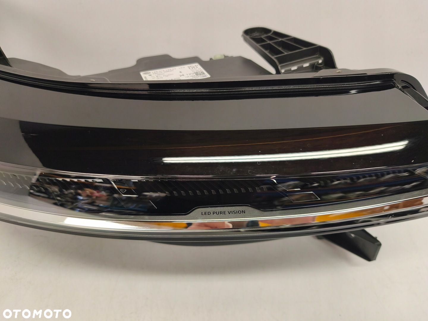 LAMPA PRAWA FULL LED MEGANE E-TECH 260105882R - 4