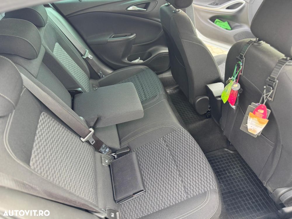 Opel Astra 1.6 D Start/Stop Innovation - 24