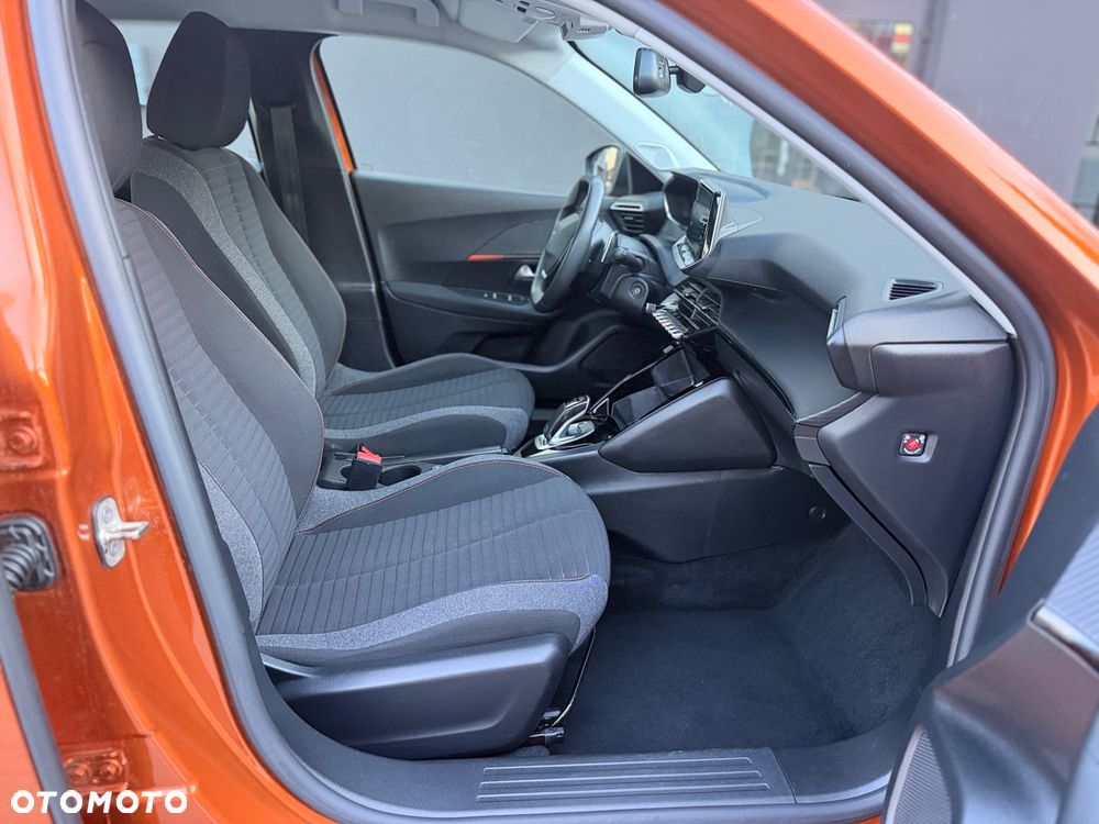 Peugeot 2008 PureTech 130 EAT8 Active - 29