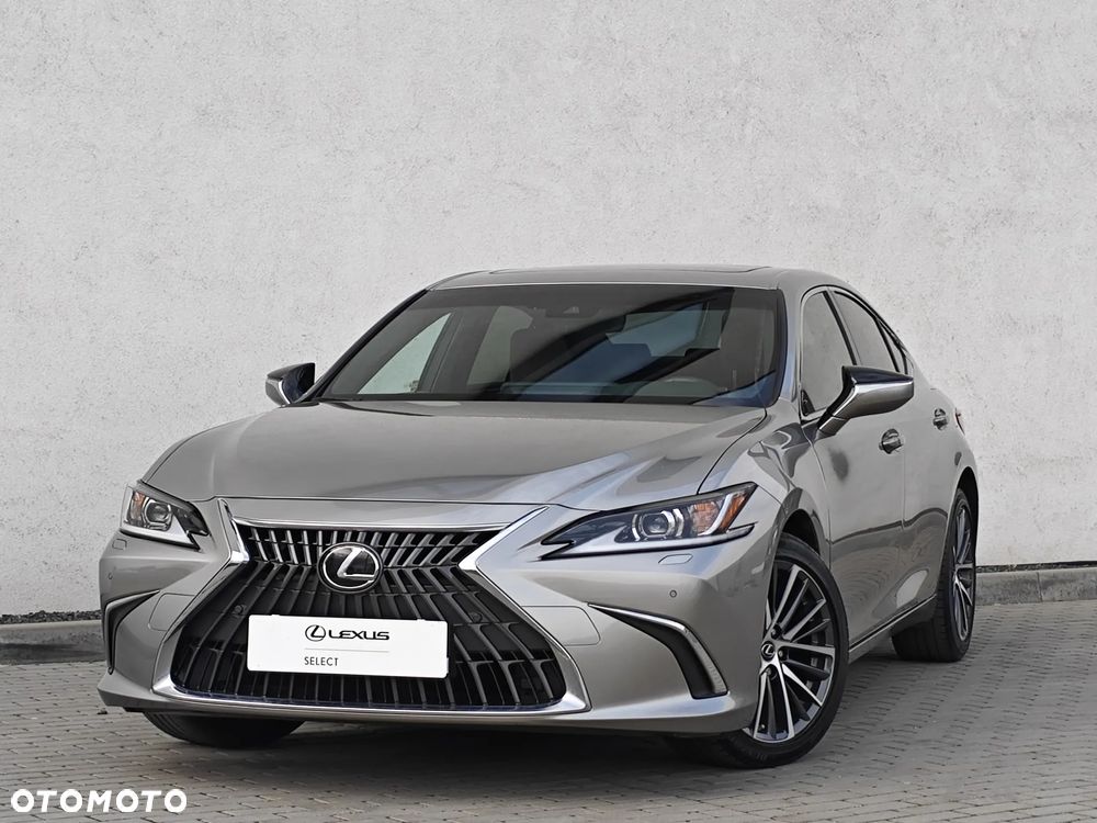 Lexus ES 300h Business Edition - 1