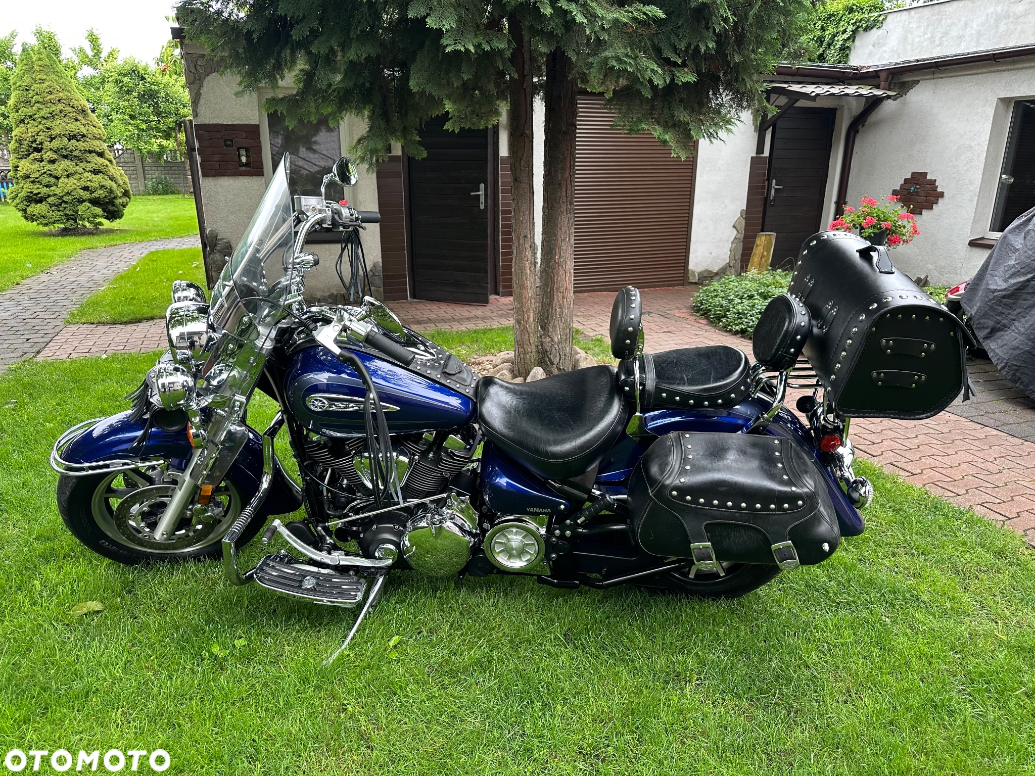 Yamaha Road Star - 8