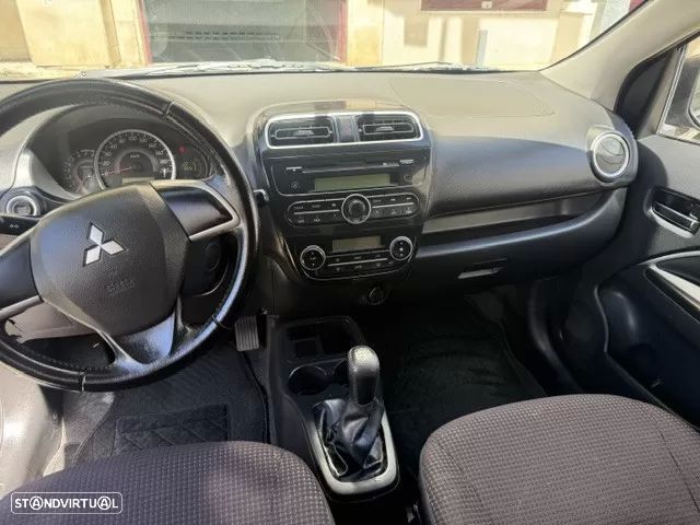 Mitsubishi Space Star 1.2 Intense Connect Edition - 20