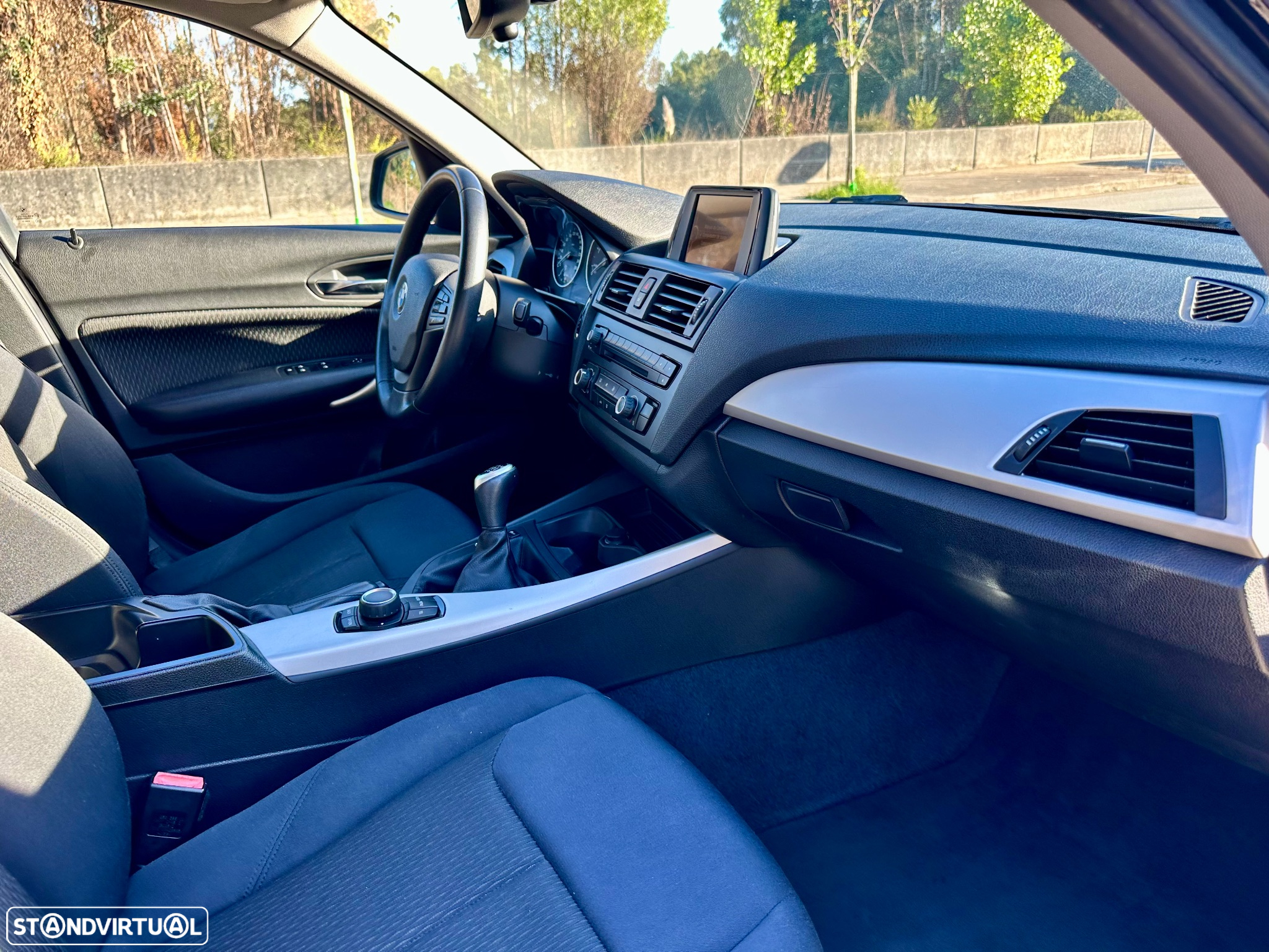 BMW 116 d EfficientDynamics - 29