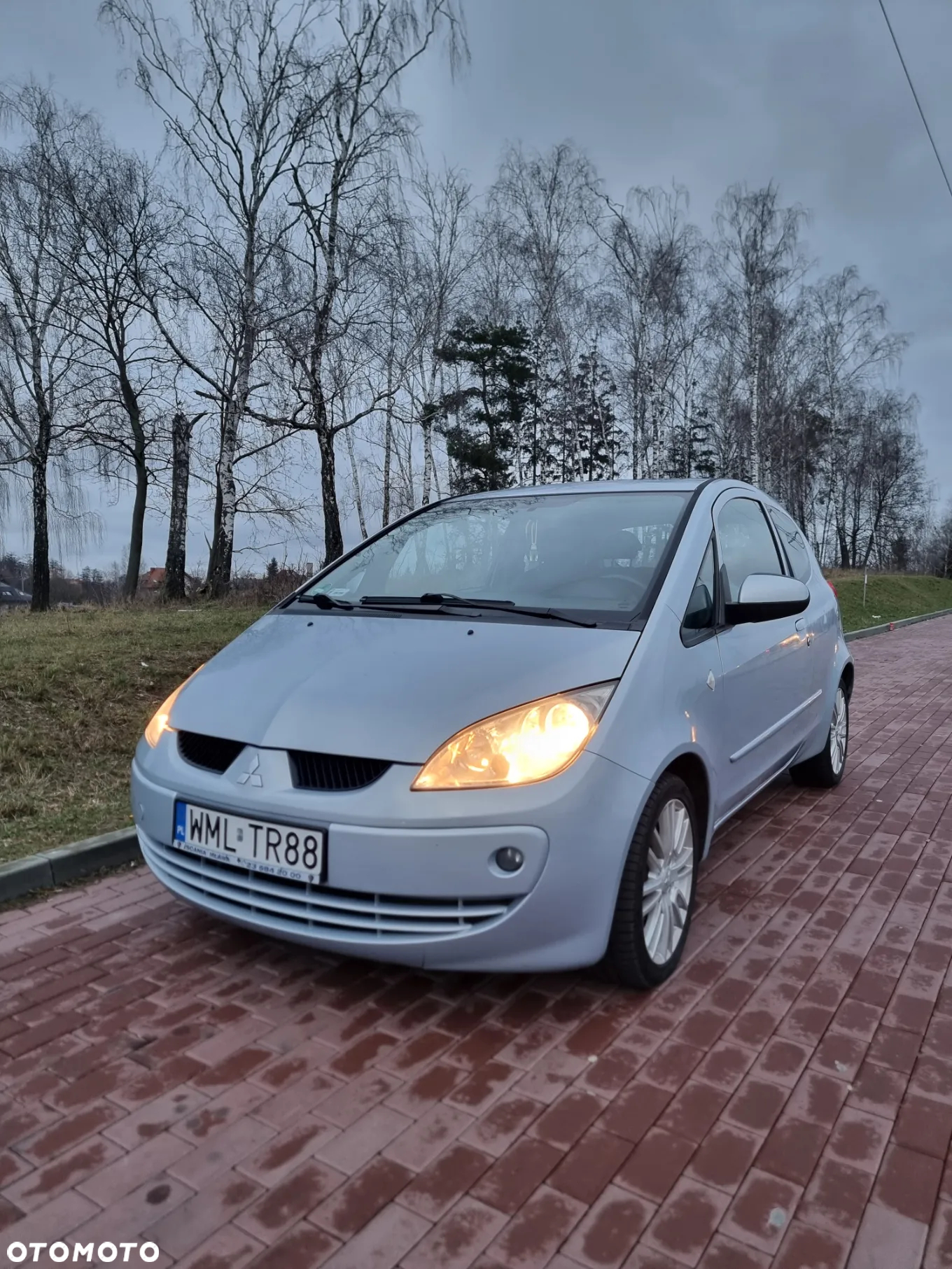 Mitsubishi Colt - 4