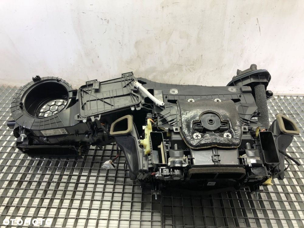 NAGRZEWNICA KOMPLETNA KOMBAJN  BMW 5 (G30, F90) 2016 - 2022 M5 Competition 460 kW [625 KM] benzyna - 7