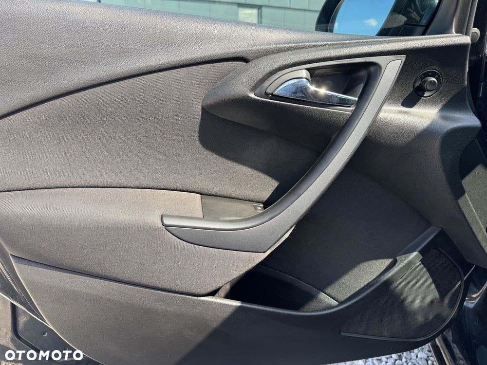 Opel Astra - 11
