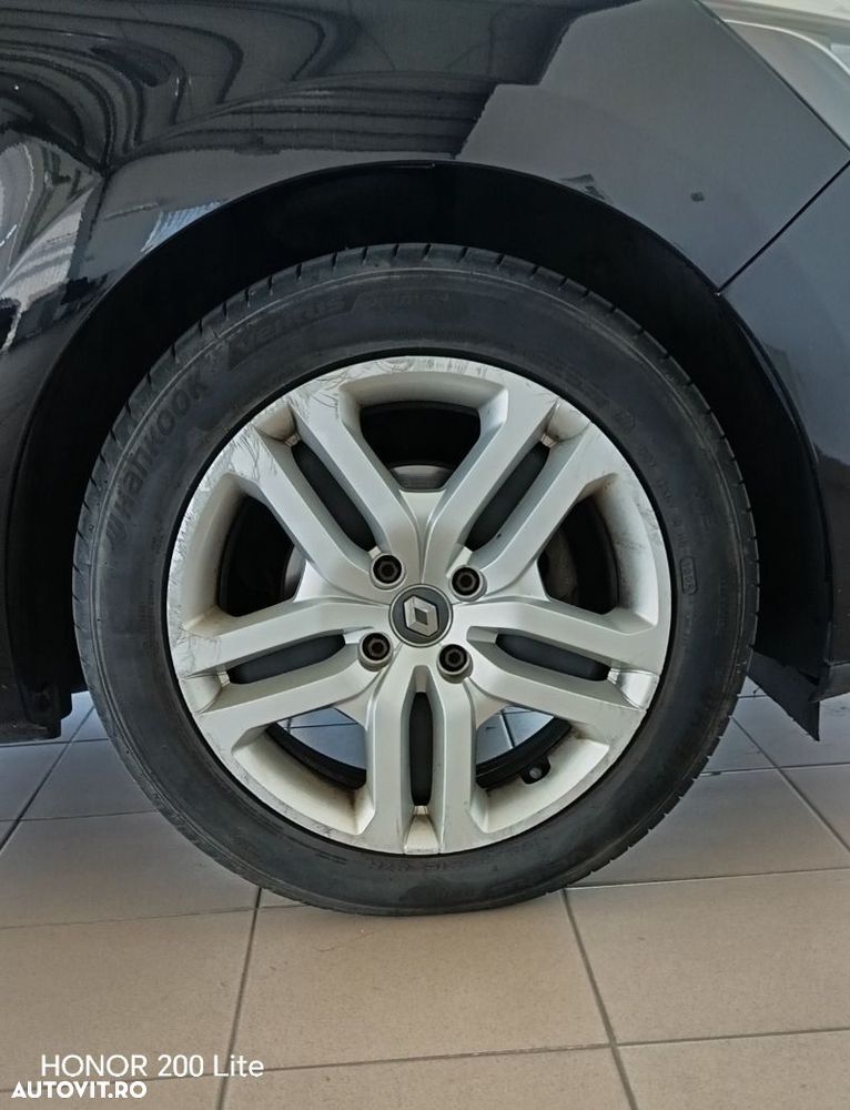Renault Clio - 8