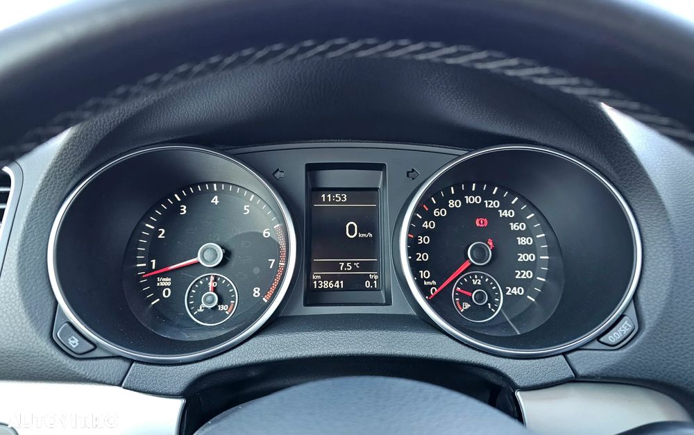 Volkswagen Golf 1.4 TSI Highline - 26