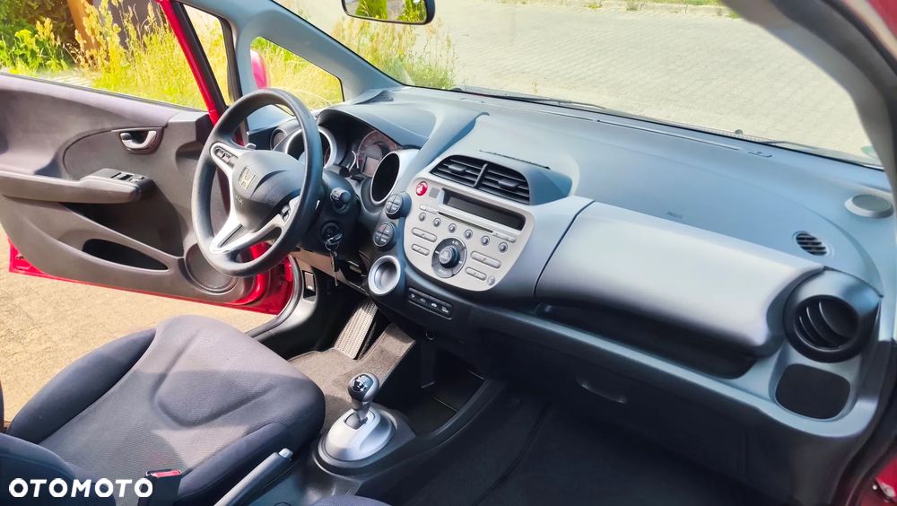Honda Jazz 1.4 Elegance CVT - 24