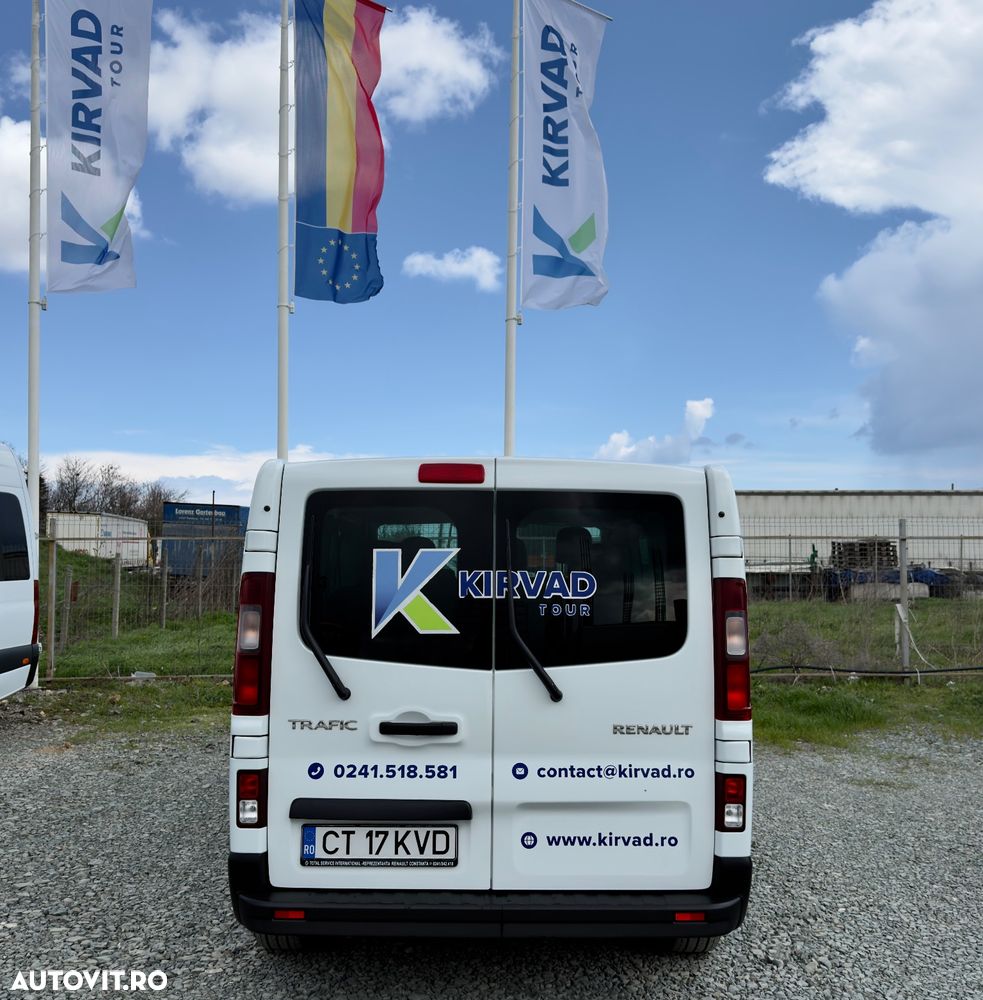 Renault Trafic 2.0 Blue dCi 150 S&S L2 8+1 Zen - 5