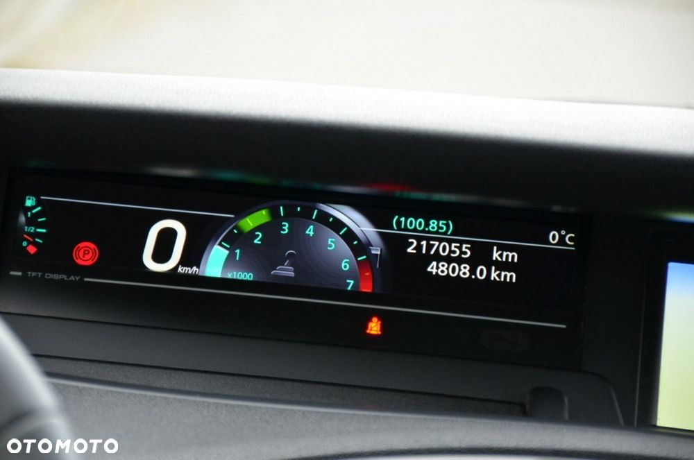 Renault Grand Scenic - 35