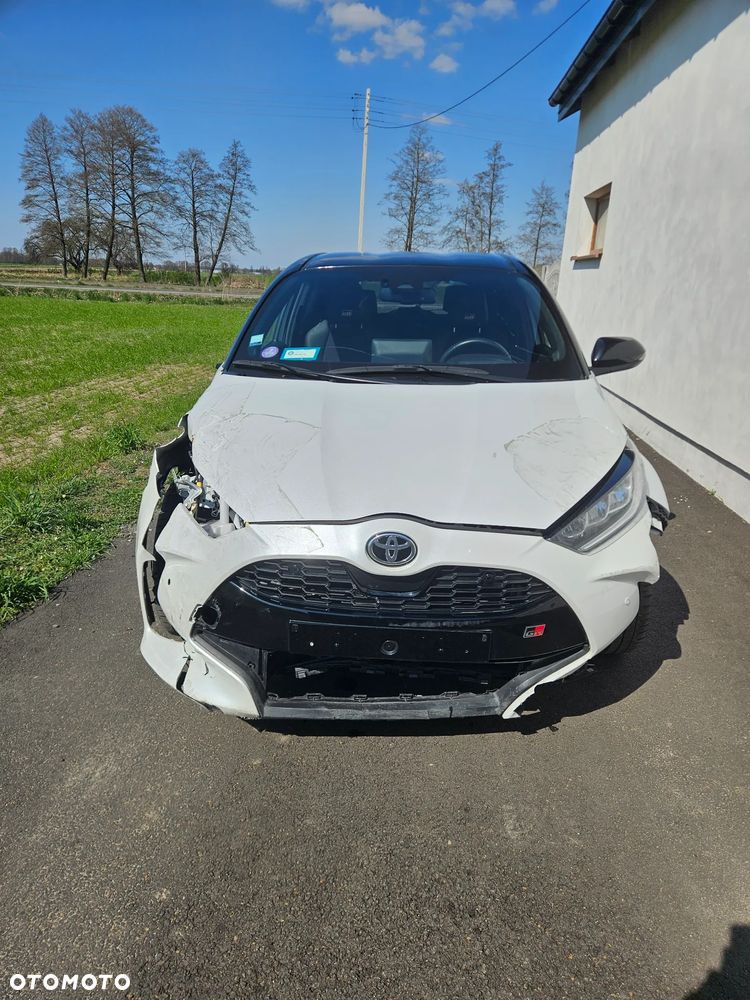 Toyota Yaris Hybrid 1.5 GR Sport - 6