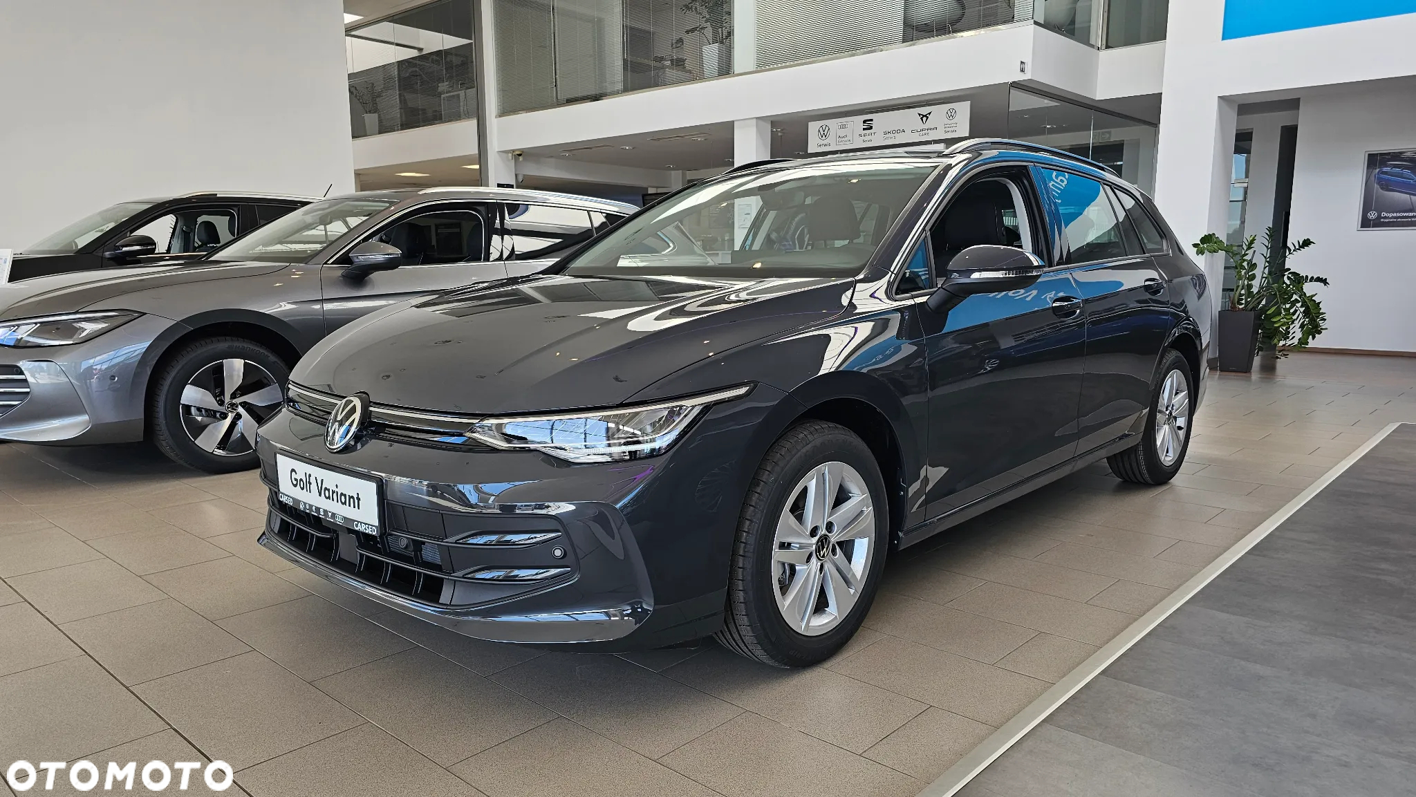 Volkswagen Golf VIII 2.0 TDI Life - 3